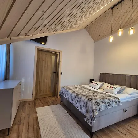 Z Prywatna Wanna Z Hydromasazem - U Parow Apartmán *
