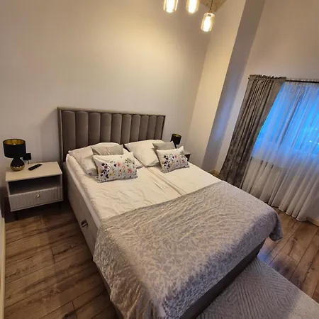Z Jacuzzi U Parow Apartament